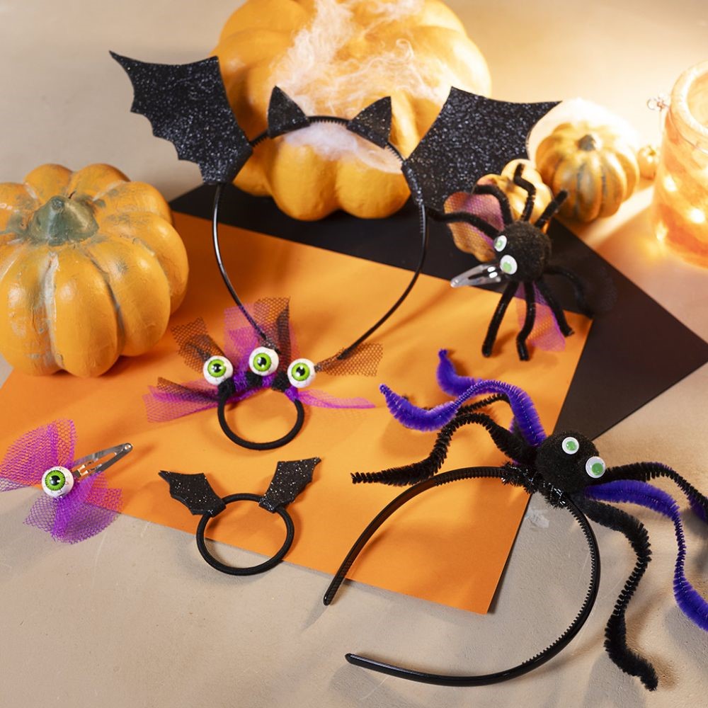 Halloween spinnen- en vleermuishaardecoraties