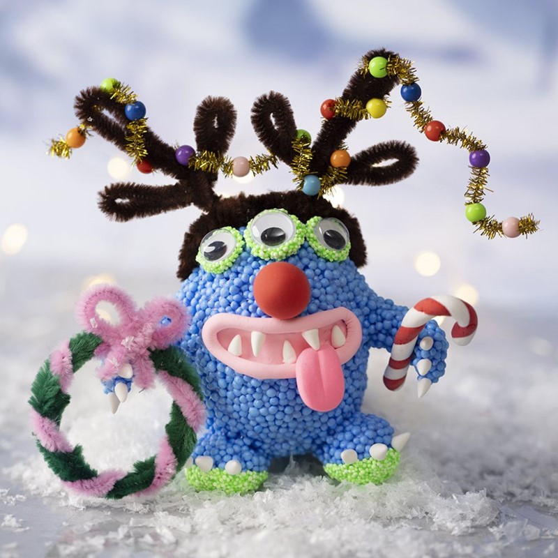 Kerstmonster gemaakt van Foam Clay en Silk Clay