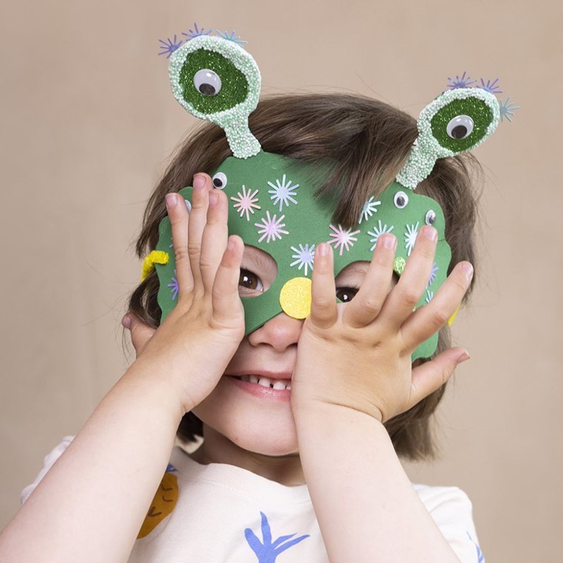 Maak monstermaskers en -figuren met de knutselbox