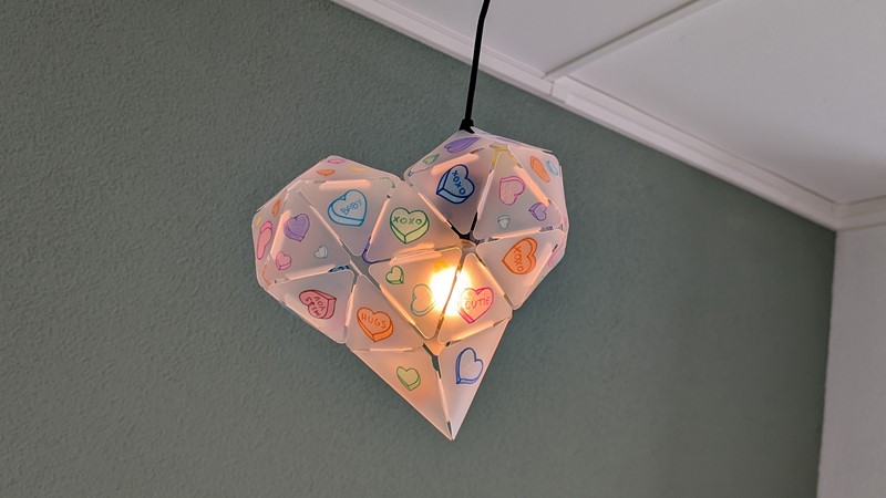 Hartvormige Sheedz lamp en decoratie voor Valentijn