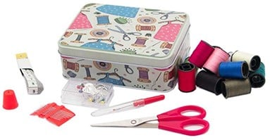 Naaiset in Blik met Accessoires 14x10x5 cm