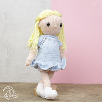 Hardicraft Breipakket Meisje April 30 cm-2