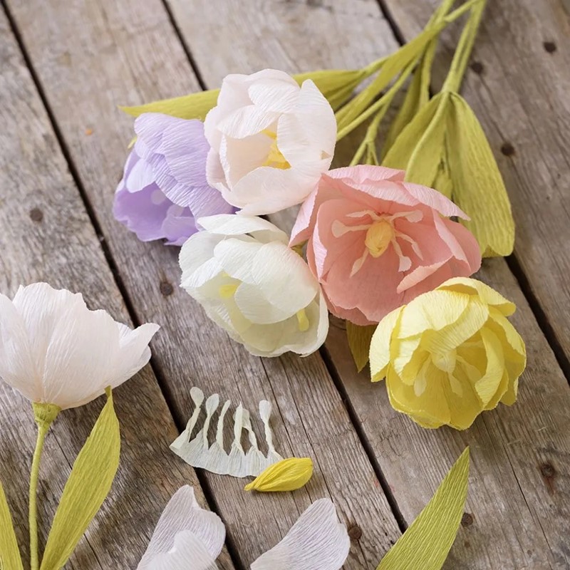 Tulpen maken van crêpepapier