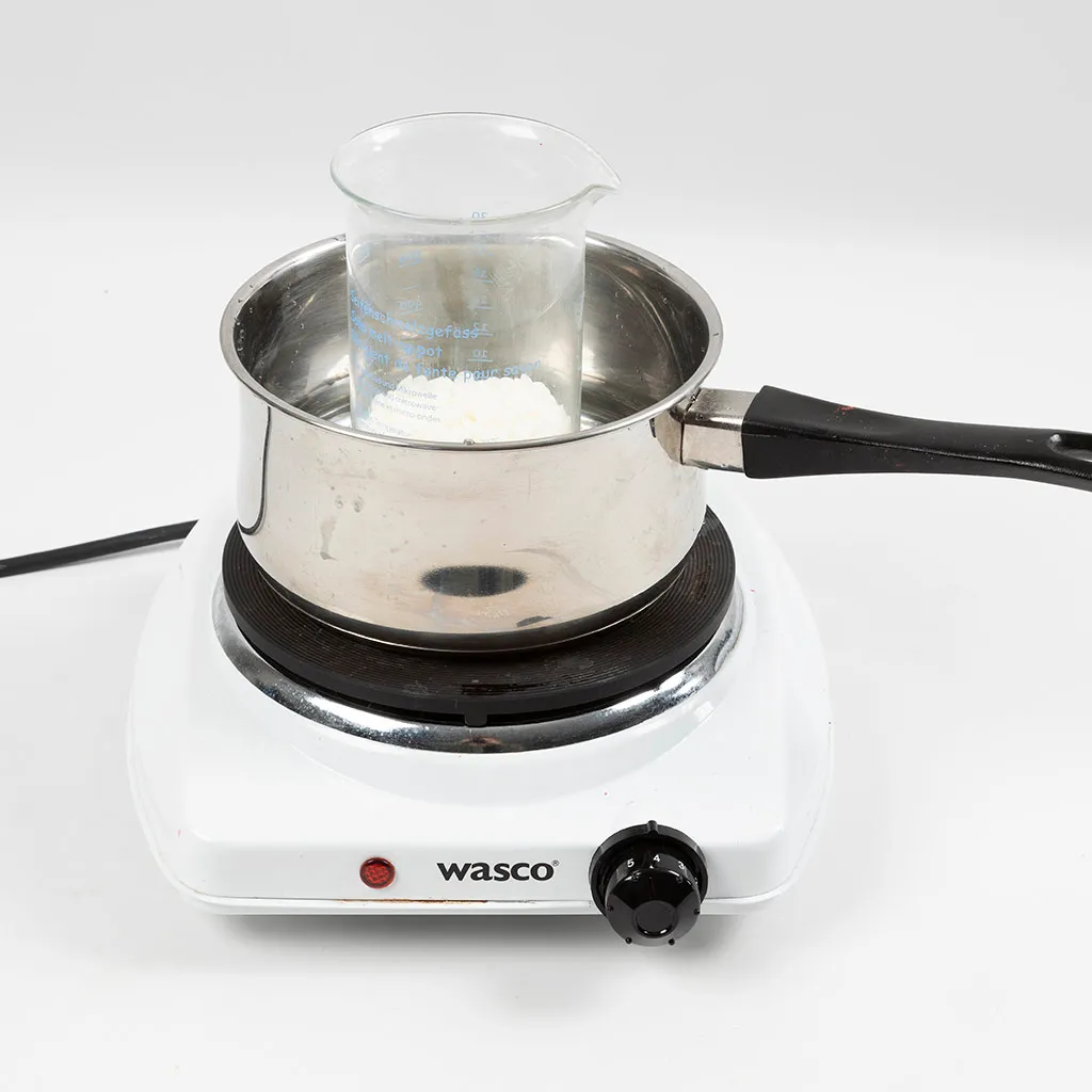 smelt de kaarsenwas au bain marie
